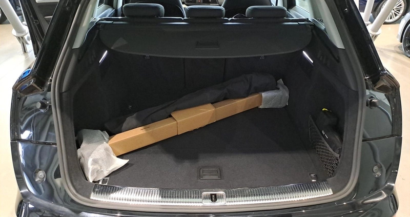 Audi Q5 cena 139900 przebieg: 104283, rok produkcji 2019 z Warszawa małe 379